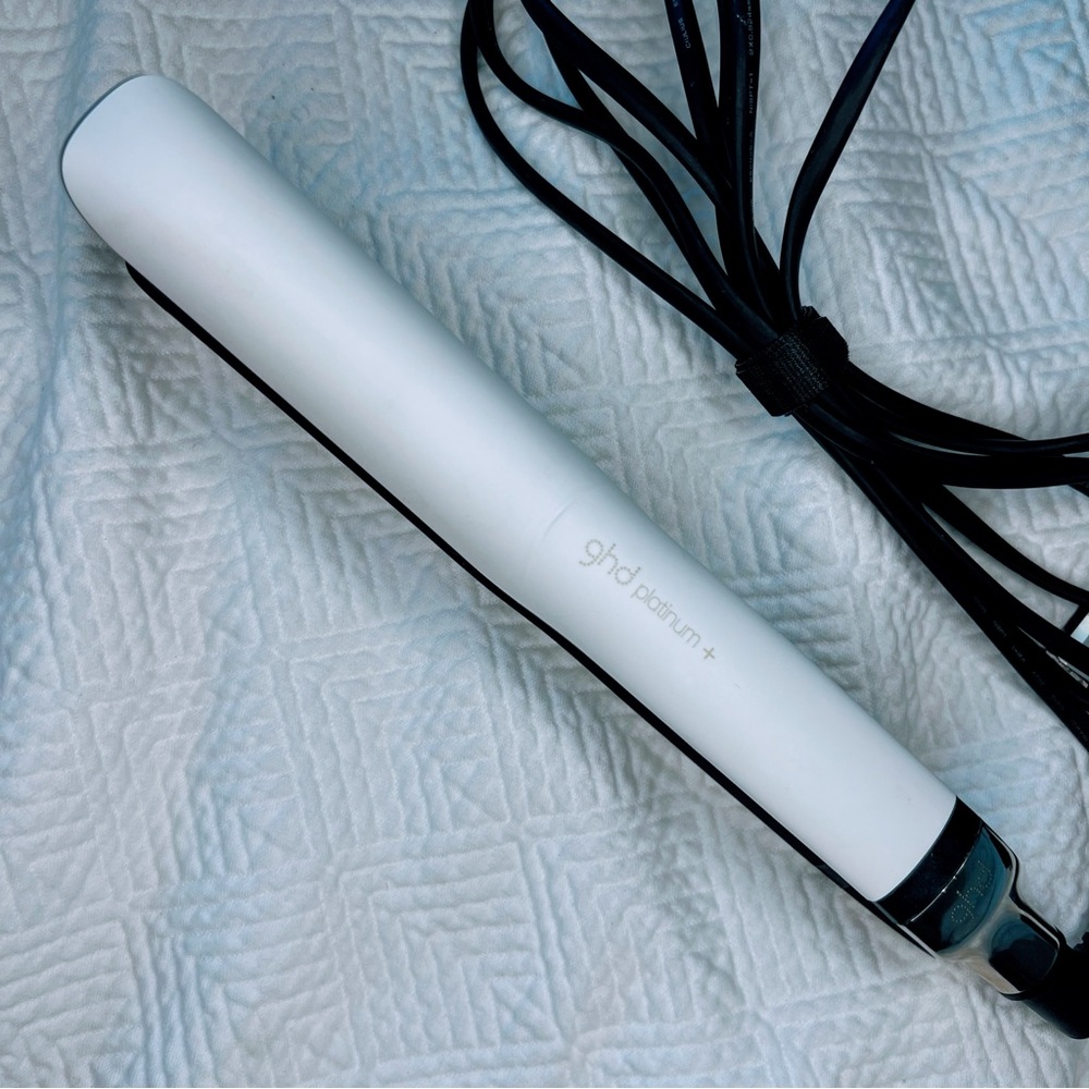 GHD Platinum+ 1” Flat Iron EUC